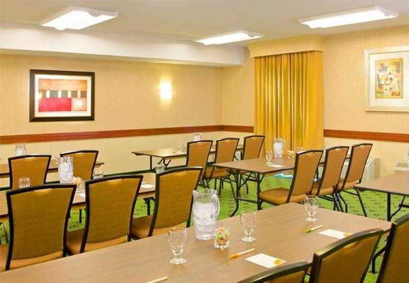 Courtyard By Marriott Memphis Airport Hotel Buitenkant foto