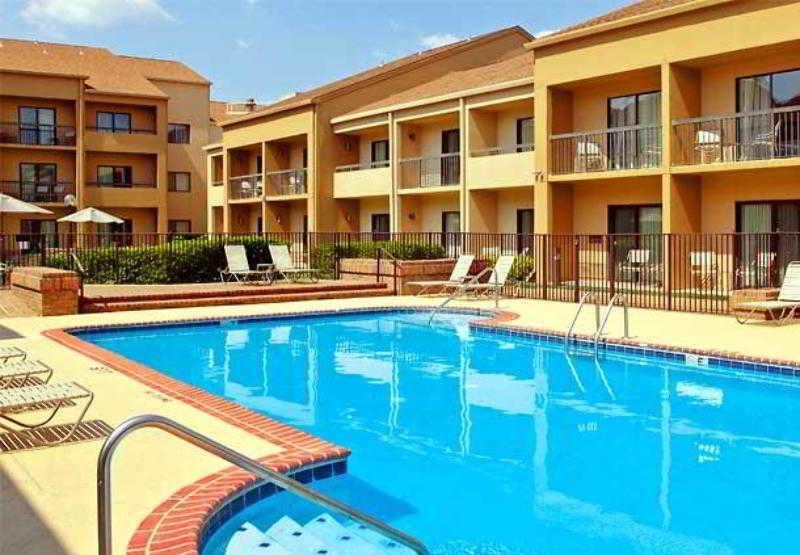 Courtyard By Marriott Memphis Airport Hotel Buitenkant foto