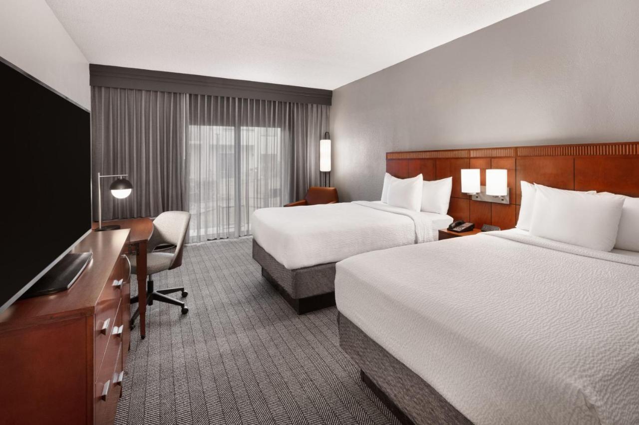 Courtyard By Marriott Memphis Airport Hotel Buitenkant foto