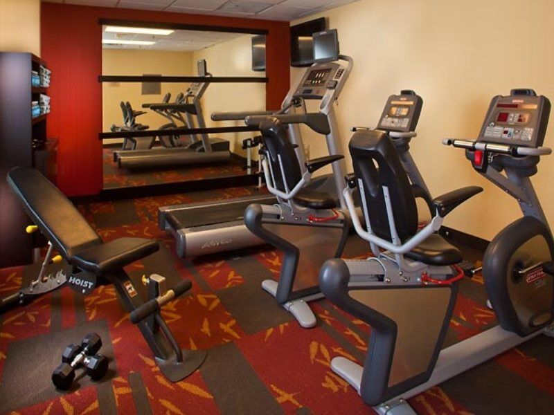Courtyard By Marriott Memphis Airport Hotel Buitenkant foto